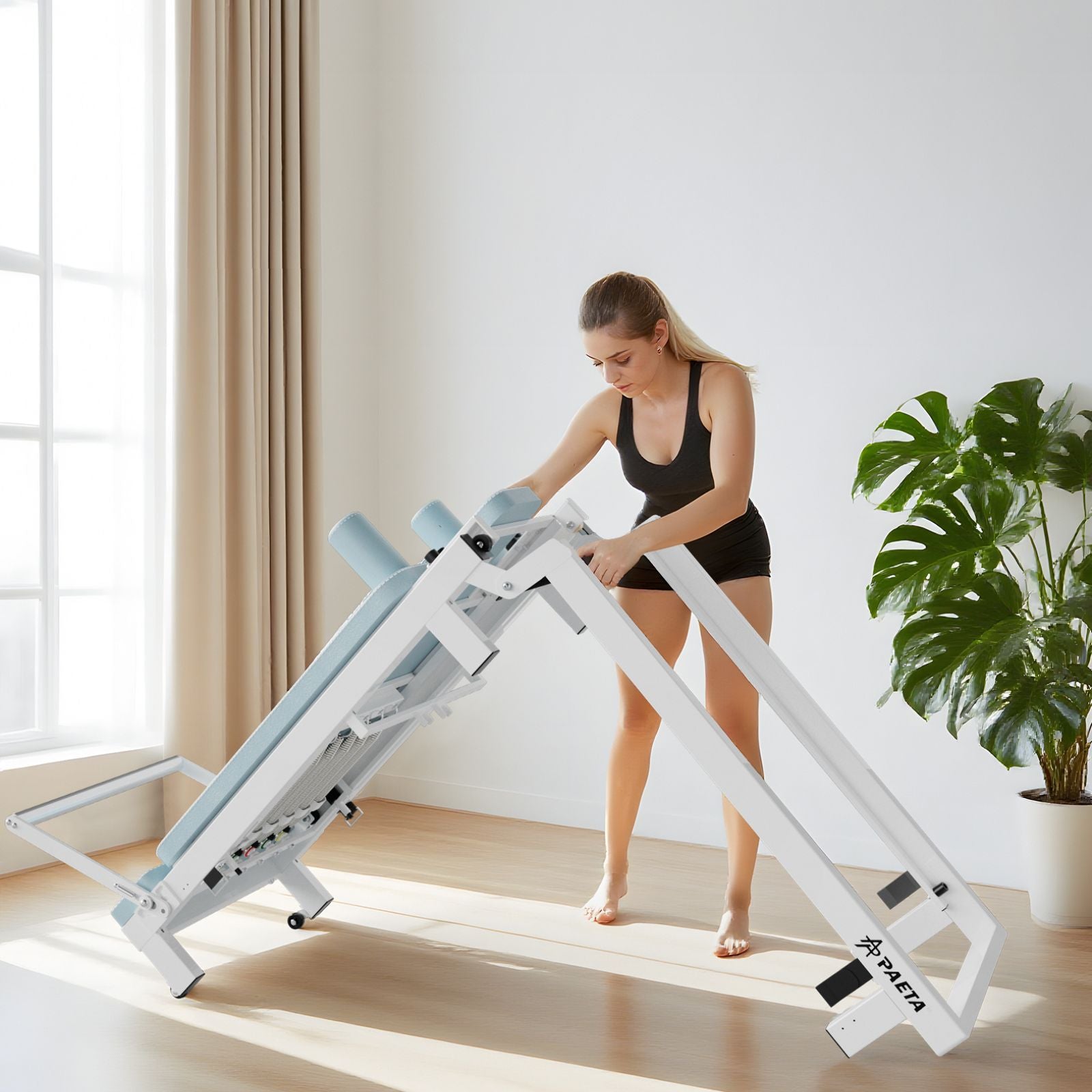 Aura™ Pilates Reformer